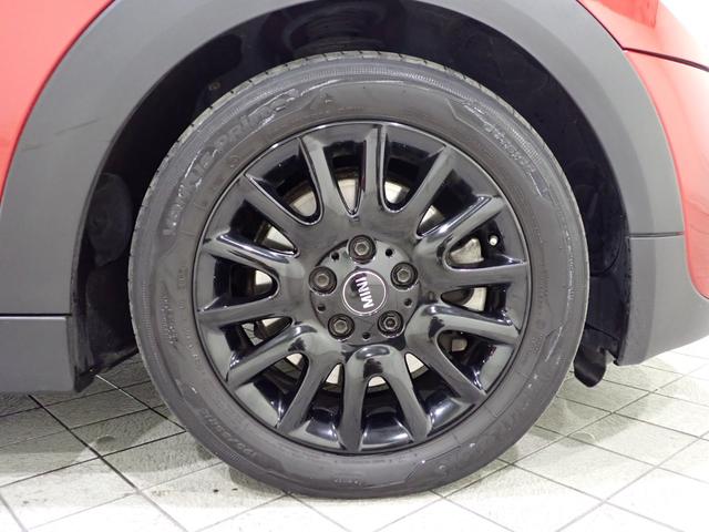 ＭＩＮＩ クーパーＳ　純正ナビ　バックカメラ　Ｂｌｕｅｔｏｏｔｈ対応　ＬＥＤヘッドライト（6枚目）