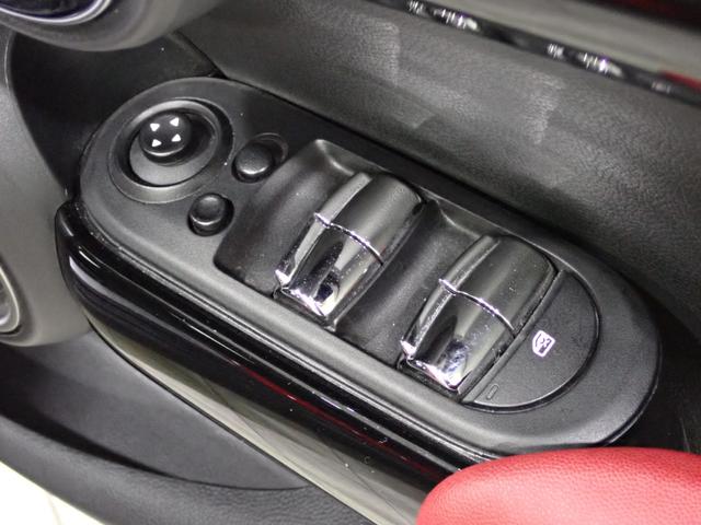 ＭＩＮＩ クーパーＳ　純正ナビ　バックカメラ　Ｂｌｕｅｔｏｏｔｈ対応　ＬＥＤヘッドライト（15枚目）