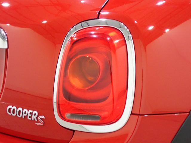 ＭＩＮＩ クーパーＳ　純正ナビ　バックカメラ　Ｂｌｕｅｔｏｏｔｈ対応　ＬＥＤヘッドライト（27枚目）