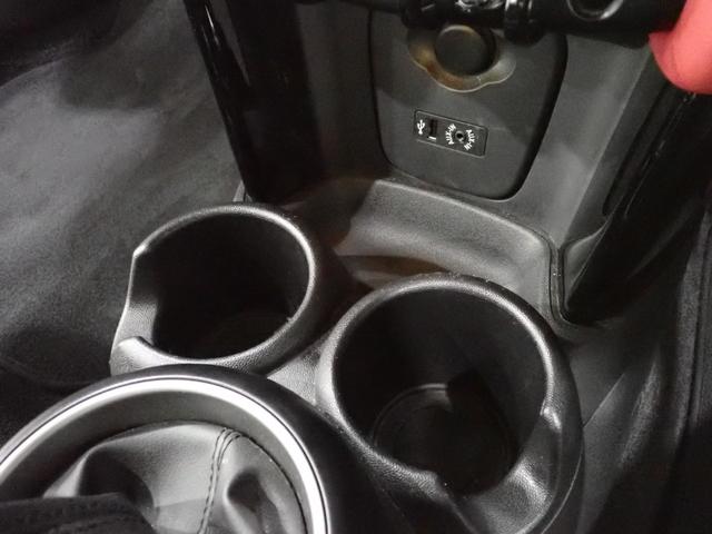 ＭＩＮＩ クーパーＳ　純正ナビ　バックカメラ　Ｂｌｕｅｔｏｏｔｈ対応　ＬＥＤヘッドライト（48枚目）