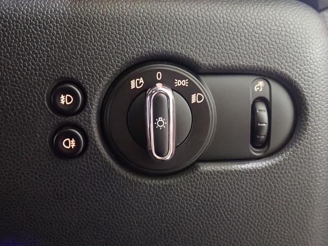 ＭＩＮＩ クーパーＳ　純正ナビ　バックカメラ　Ｂｌｕｅｔｏｏｔｈ対応　ＬＥＤヘッドライト（55枚目）