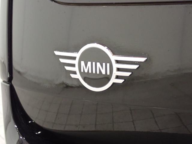 ＭＩＮＩ クーパーＤ　クラブマン　純正ナビ　バックカメラ　コンフォートアクセス　アダプティブクルーズコントロール　１７インチＡＷ　Ｂｌｕｅｔｏｏｔｈ対応　ＬＥＤヘッドライト（29枚目）