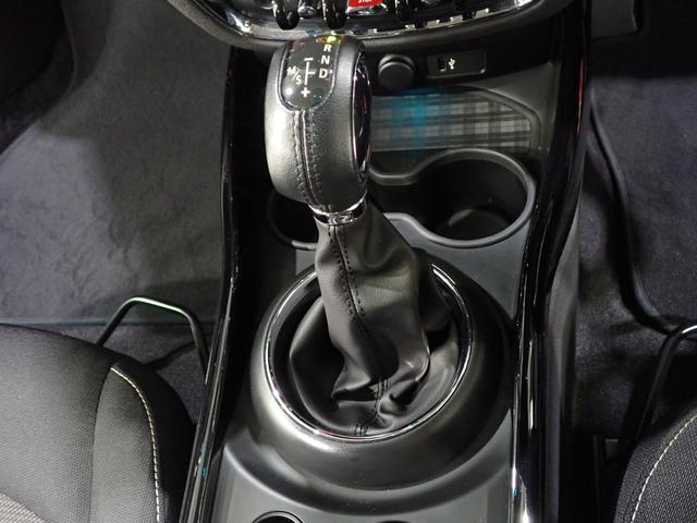 ＭＩＮＩ クーパーＤ　クラブマン　純正ナビ　バックカメラ　コンフォートアクセス　アダプティブクルーズコントロール　１７インチＡＷ　Ｂｌｕｅｔｏｏｔｈ対応　ＬＥＤヘッドライト（46枚目）