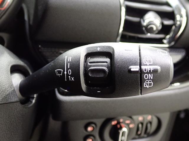 ＭＩＮＩ クーパーＤ　クラブマン　純正ナビ　バックカメラ　コンフォートアクセス　アダプティブクルーズコントロール　１７インチＡＷ　Ｂｌｕｅｔｏｏｔｈ対応　ＬＥＤヘッドライト（56枚目）