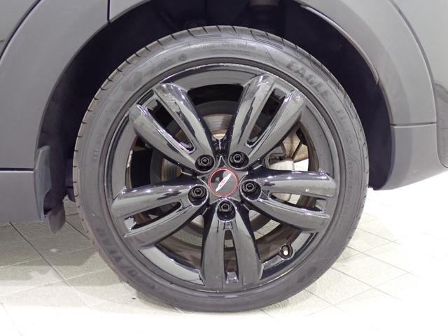 ＭＩＮＩ クーパーＳＤ　ジョンクーパーワークスＰＫＧ　純正ナビ　フルセグＴＶ　バックカメラ　コンフォートアクセス　ハーフレザー　シートヒーター　サンルーフ　Ｂｌｕｅｔｏｏｔｈ対応　ＬＥＤヘッドライト（8枚目）