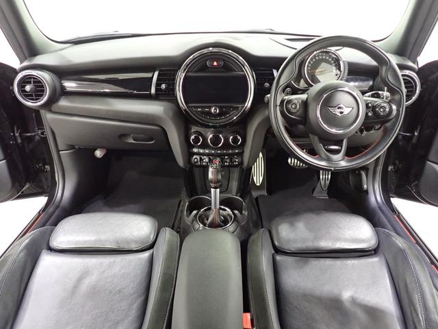 ＭＩＮＩ クーパーＳＤ　ジョンクーパーワークスＰＫＧ　純正ナビ　フルセグＴＶ　バックカメラ　コンフォートアクセス　ハーフレザー　シートヒーター　サンルーフ　Ｂｌｕｅｔｏｏｔｈ対応　ＬＥＤヘッドライト（35枚目）