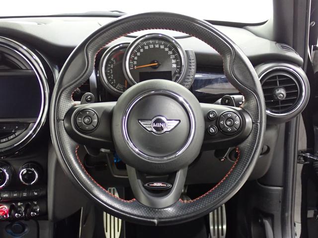 ＭＩＮＩ クーパーＳＤ　ジョンクーパーワークスＰＫＧ　純正ナビ　フルセグＴＶ　バックカメラ　コンフォートアクセス　ハーフレザー　シートヒーター　サンルーフ　Ｂｌｕｅｔｏｏｔｈ対応　ＬＥＤヘッドライト（36枚目）