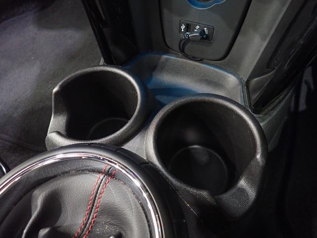 ＭＩＮＩ クーパーＳＤ　ジョンクーパーワークスＰＫＧ　純正ナビ　フルセグＴＶ　バックカメラ　コンフォートアクセス　ハーフレザー　シートヒーター　サンルーフ　Ｂｌｕｅｔｏｏｔｈ対応　ＬＥＤヘッドライト（40枚目）