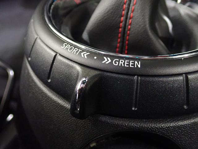 ＭＩＮＩ クーパーＳＤ　ジョンクーパーワークスＰＫＧ　純正ナビ　フルセグＴＶ　バックカメラ　コンフォートアクセス　ハーフレザー　シートヒーター　サンルーフ　Ｂｌｕｅｔｏｏｔｈ対応　ＬＥＤヘッドライト（50枚目）