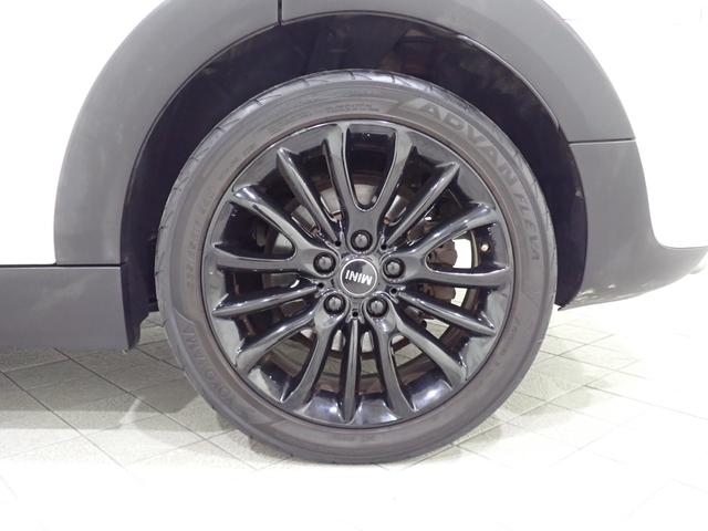 ＭＩＮＩ クーパーＳＤ　クラブマン　純正ナビ　バックカメラ　ＥＴＣ　アダプティブクルーズコントロール　Ｂｌｕｅｔｏｏｔｈ対応　ＬＥＤヘッドライト（5枚目）