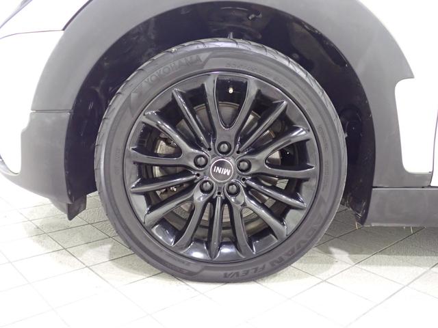 ＭＩＮＩ クーパーＳＤ　クラブマン　純正ナビ　バックカメラ　ＥＴＣ　アダプティブクルーズコントロール　Ｂｌｕｅｔｏｏｔｈ対応　ＬＥＤヘッドライト（6枚目）