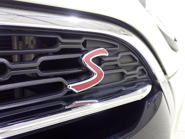 ＭＩＮＩ クーパーＳＤ　クラブマン　純正ナビ　バックカメラ　ＥＴＣ　アダプティブクルーズコントロール　Ｂｌｕｅｔｏｏｔｈ対応　ＬＥＤヘッドライト（18枚目）