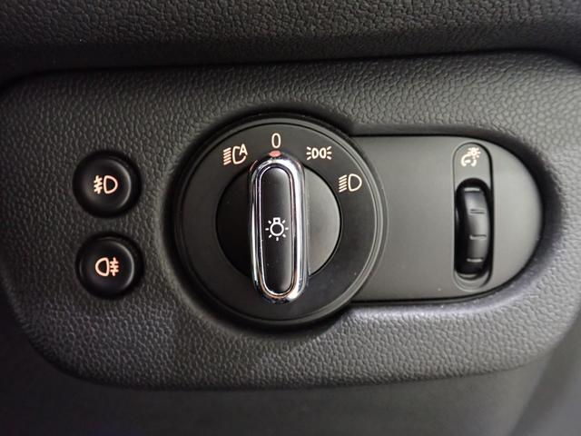 ＭＩＮＩ クーパーＳＤ　クラブマン　純正ナビ　バックカメラ　ＥＴＣ　アダプティブクルーズコントロール　Ｂｌｕｅｔｏｏｔｈ対応　ＬＥＤヘッドライト（59枚目）