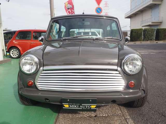 MINI クーパー 同色全塗装/天張り張替済み(4枚目)