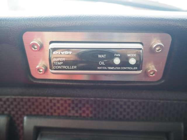 MINI クーパー 同色全塗装/天張り張替済み(12枚目)