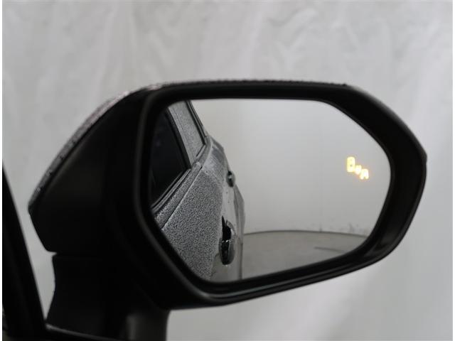 カローラツーリング ダブルバイビー　社用車　ディスプレイオーディオ　バックカメラ　ＥＴＣ２．０　ドラレコ　衝突被害軽減　クリアランスソナー　純正１７インチアルミホイール　スマートキー　Ｂｌｕｅｔｏｏｔｈ接続（13枚目）