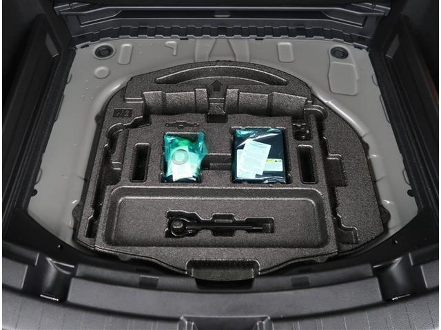 カローラツーリング ダブルバイビー　社用車　ディスプレイオーディオ　バックカメラ　ＥＴＣ２．０　ドラレコ　衝突被害軽減　クリアランスソナー　純正１７インチアルミホイール　スマートキー　Ｂｌｕｅｔｏｏｔｈ接続（18枚目）