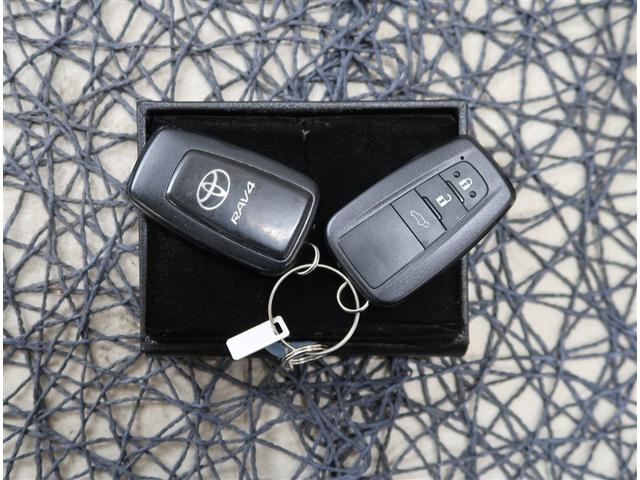 ＲＡＶ４ Ｇ　純正９型ディスプレイオーディオ　全周囲カメラ　ブラインドスポットモニター　シートヒーター　レーダークルーズコントロール　パワーバックドア（13枚目）