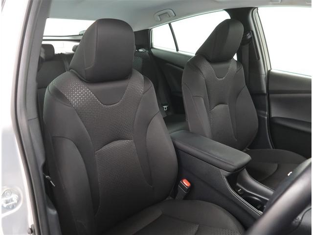 プリウス SセーフティプラスII 純正SDナビ バックカメラ 衝突被害軽減システム レーダークルーズ コーナーセンサー スマートキー LEDヘッドライト ETC オートハイビーム 車線逸脱警報(15枚目)