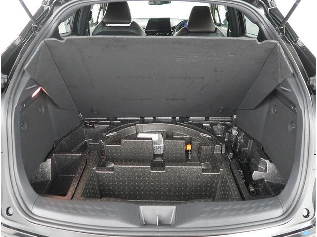 Ｃ－ＨＲ Ｇ　ＬＥＤエディション　衝突被害軽減装置　ＳＤナビ　フルセグ　ＣＤ　ＤＶＤ　Ｂｌｕｅｔｏｏｔｈ　ミュージックサーバー　ドラレコ　シートヒーター　純正アルミ　ＬＥＤヘッドライト　ＥＴＣ　バックカメラ（18枚目）