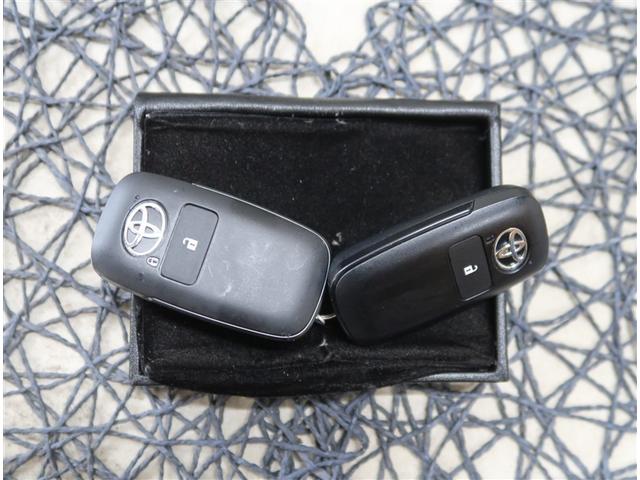 ライズ Ｚ　衝突被害軽減装置　ＳＤナビ　フルセグ　ＤＶＤ　ミュージックサーバー　Ｂｌｕｅｔｏｏｔｈ　シートヒーター　純正アルミ　ＬＥＤヘッドライト　ＥＴＣ　全周囲カメラ（12枚目）