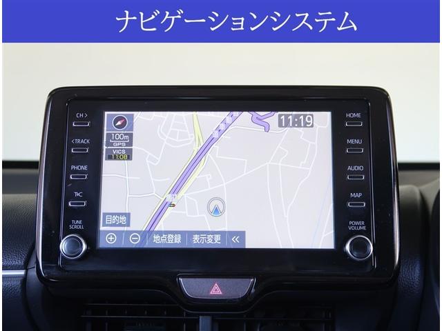 ヤリスクロス ハイブリッドＺ　純正８型ディスプレイオーディオ　バックカメラ　衝突被害軽減システム　ハーフレザーシート　パワーシート　コーナーセンサー　ＬＥＤヘッドライト　ＥＴＣ　純正１８インチアルミホイール　オートハイビーム（3枚目）