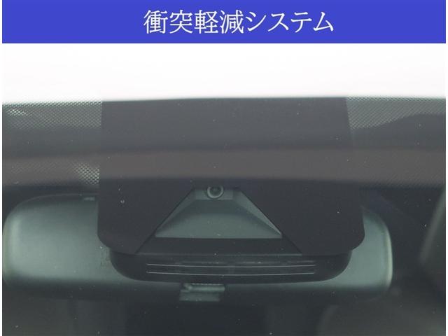 ヤリスクロス ハイブリッドＺ　純正８型ディスプレイオーディオ　バックカメラ　衝突被害軽減システム　ハーフレザーシート　パワーシート　コーナーセンサー　ＬＥＤヘッドライト　ＥＴＣ　純正１８インチアルミホイール　オートハイビーム（4枚目）