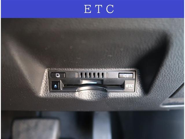 ヤリスクロス ハイブリッドＺ　純正８型ディスプレイオーディオ　バックカメラ　衝突被害軽減システム　ハーフレザーシート　パワーシート　コーナーセンサー　ＬＥＤヘッドライト　ＥＴＣ　純正１８インチアルミホイール　オートハイビーム（8枚目）