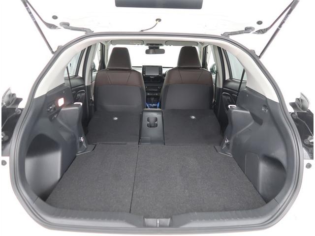 ヤリスクロス ハイブリッドＺ　純正８型ディスプレイオーディオ　バックカメラ　衝突被害軽減システム　ハーフレザーシート　パワーシート　コーナーセンサー　ＬＥＤヘッドライト　ＥＴＣ　純正１８インチアルミホイール　オートハイビーム（17枚目）