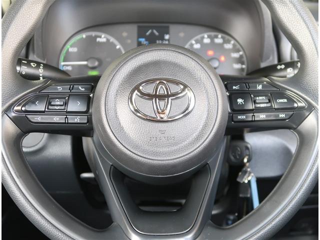 ヤリス ハイブリッドX 純正7型ディスプレイオーディオ バックカメラ 衝突被害軽減 コーナーセンサー ビルトインETC オートハイビーム 車線逸脱警報 オートライト オートエアコン(10枚目)