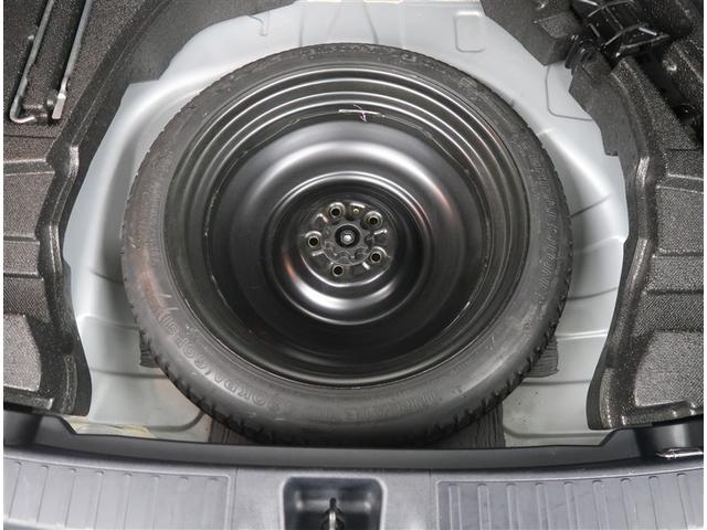 プリウス Ｓ　純正ＳＤナビ　バックカメラ　衝突被害軽減システム　レーダークルーズ　ＥＴＣ　ＬＥＤヘッドライト　オートハイビーム　オートライト　スマートキー（16枚目）