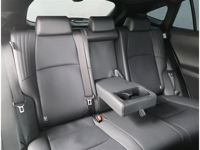 ハリアー Ｚ　レザーパッケージ　純正１２．３型ＤＡ　衝突被害軽減装置　クリアランスソナー　ブラインドスポットモニター　全周囲カメラ　ＵＳＢ　Ｂｌｕｅｔｏｏｔｈ　１００Ｗ電源　ドラレコ　本革シート　電動リヤゲート　ＥＴＣ２．０（17枚目）