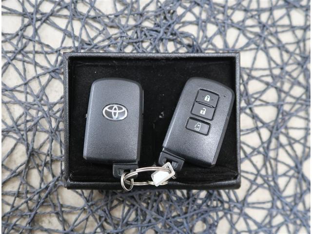 ノア Ｓｉ　ＳＤナビ　ワンセグ　ＣＤ　ＥＴＣ　リヤカメラ　衝突被害軽減装置　オートクルーズ　クリアランスソナー　メディアプレイヤー接続　Ｂｌｕｅｔｏｏｔｈ　純正アルミ　ＬＥＤヘッドライト　片側電動スライドドア（12枚目）