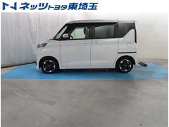 【サイド】左右のスライドドアは電動スライドドアになります。 6