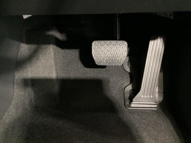 MAZDA2 1.5 15BD 元整備代車 全周囲カメラ ETC パノラマモニタ ブルートゥース デモアップ スマートシティブレーキサポート 前後ソナー レーダークルーズ レーンキープ LEDヘッドランプ フルセグTV ワンオーナー(34枚目)