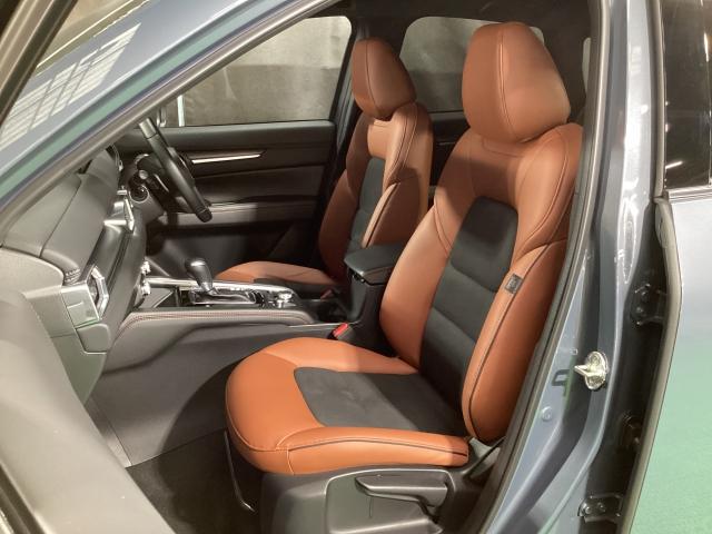 CX-5 2.0 20S レトロスポーツエディション 元整備代車 全周囲カメラ ETC パワーテールゲート ABS Pシート LEDヘッドライト 横滑り防止機能 エアコン スマートキー フルセグTV メモリーナビ オートマチックハイビーム ETC(9枚目)