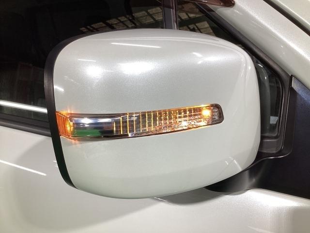 フレアカスタムスタイル 660 カスタムスタイル XS スマートキー 衝突安全ボディ HID アイドリングS フルオートエアコン 助手席エアバッグ 運転席エアバッグ 盗難防止装置 オートライト パワーステアリング ETC パワーウィンドウ インテリキー(29枚目)