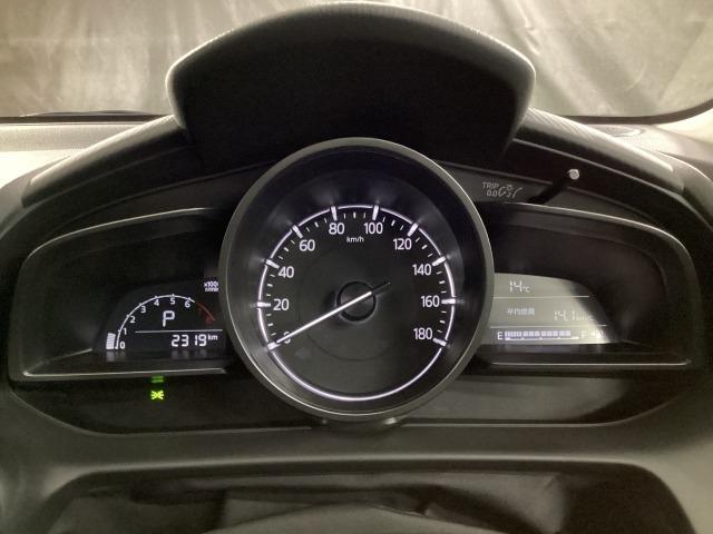 MAZDA2 鷲宮店 商談回送 元整備代車 禁煙 全周囲カメラ ETC (3枚目)