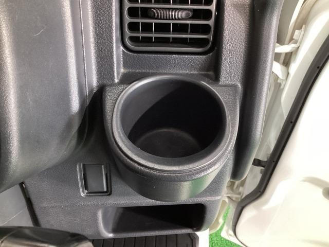 スクラムトラック 660 KC エアコン・パワステ 4WD 5MT ワンオーナー エアバッグ ABS パートタイム4WD 1オーナー パワステ付き 定期点検記録簿 運転席エアバッグ エアコン 助手席エアバッグ ABS(12枚目)