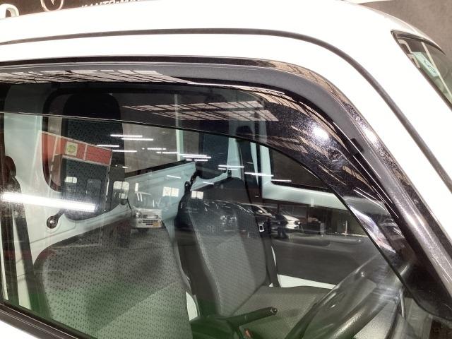 スクラムトラック 660 KC エアコン・パワステ 4WD 5MT ワンオーナー エアバッグ ABS パートタイム4WD 1オーナー パワステ付き 定期点検記録簿 運転席エアバッグ エアコン 助手席エアバッグ ABS(23枚目)