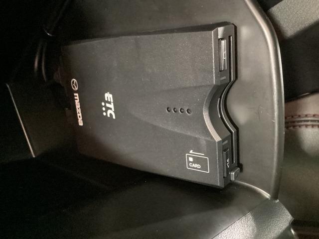 CX-8 2.2 XD ブラックトーン エディション 4WD ワンオーナー 全周囲カメラ ETC 360ビュー 電動リヤゲート 衝突軽減装置 追従クルコン 車線逸脱警報装置 運転席パワーシート LEDヘッド 1オーナー AWD Bluetooth オートライト(26枚目)