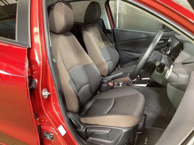 MAZDA2 1.5 15S プロアクティブ 6MT ワンオーナー 全周囲カメラ ETC レーンアシスト スマートブレーキサポート サイドエアバック Cセンサー スマートキー アイスト LEDヘッドライト Bluetooth対応 DVD Aライト(7枚目)