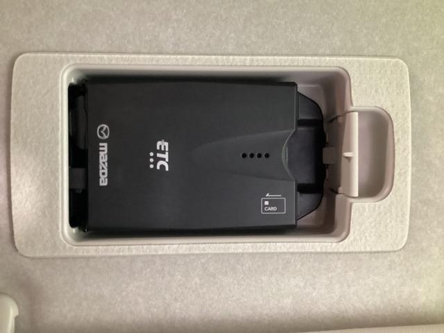 MAZDA2 1.5 15S プロアクティブ 6MT ワンオーナー 全周囲カメラ ETC レーンアシスト スマートブレーキサポート サイドエアバック Cセンサー スマートキー アイスト LEDヘッドライト Bluetooth対応 DVD Aライト(25枚目)