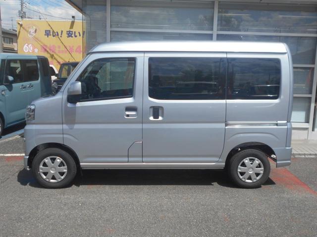 ハイゼットカーゴ クルーズ　届出済未使用車　ＬＥＤライト　デュアルエアバッグ　電動ミラー　セキュリティーアラーム　コーナーセンサー　禁煙車　パワーウィンドウ　安全ボディ　横滑り防止機能　ＡＢＳ　アイドリングストップ　スマートキー　キーフリー（6枚目）
