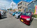 クルーズ　届出済未使用車　ＬＥＤライト　デュアルエアバッグ　電動ミラー　セキュリティーアラーム　コーナーセンサー　禁煙車　パワーウィンドウ　安全ボディ　横滑り防止機能　ＡＢＳ　アイドリングストップ　スマートキー　キーフリー（49枚目）
