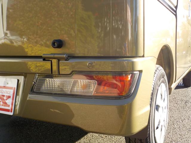 デッキバン G SA3 オートハイビーム LEDヘッドライト 盗難防止システム 安全ボディ 届出済未使用車 キーレス オートライト メッキフロントグリル ABS ESC プライバシーガラス カラードドアミラー(14枚目)