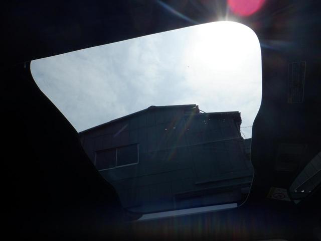 タフト Ｇターボ　ダーククロムベンチャー　届出済未使用車　禁煙　車線逸脱警報装置　衝突回避支援ブレーキ　レーダークルーズ　シートヒータ　電動格納ドアミラー　安全ボディ　ＬＥＤ　ムーンルーフ　Ａストップ　サイドエアバッグ　ターボ車　エアバッグ（27枚目）