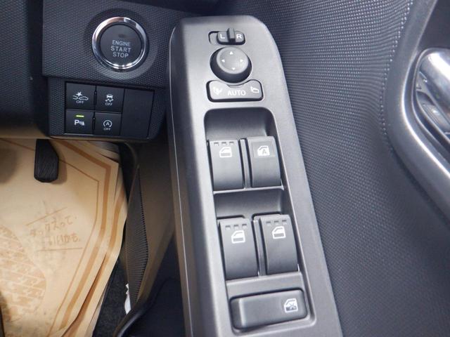 タフト Ｇターボ　ダーククロムベンチャー　届出済未使用車　禁煙　車線逸脱警報装置　衝突回避支援ブレーキ　レーダークルーズ　シートヒータ　電動格納ドアミラー　安全ボディ　ＬＥＤ　ムーンルーフ　Ａストップ　サイドエアバッグ　ターボ車　エアバッグ（28枚目）