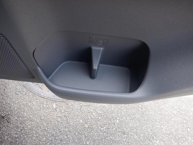 タフト Ｇターボ　ダーククロムベンチャー　届出済未使用車　禁煙　車線逸脱警報装置　衝突回避支援ブレーキ　レーダークルーズ　シートヒータ　電動格納ドアミラー　安全ボディ　ＬＥＤ　ムーンルーフ　Ａストップ　サイドエアバッグ　ターボ車　エアバッグ（36枚目）