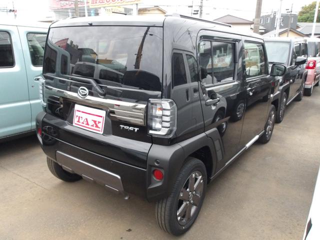 タフト Ｇターボ　ダーククロムベンチャー　届出済未使用車　禁煙　車線逸脱警報装置　衝突回避支援ブレーキ　レーダークルーズ　シートヒータ　ＵＳＢ　電動格納ドアミラー　安全ボディ　ＬＥＤ　ムーンルーフ　Ａストップ　サイドエアバッグ　ターボ車（4枚目）